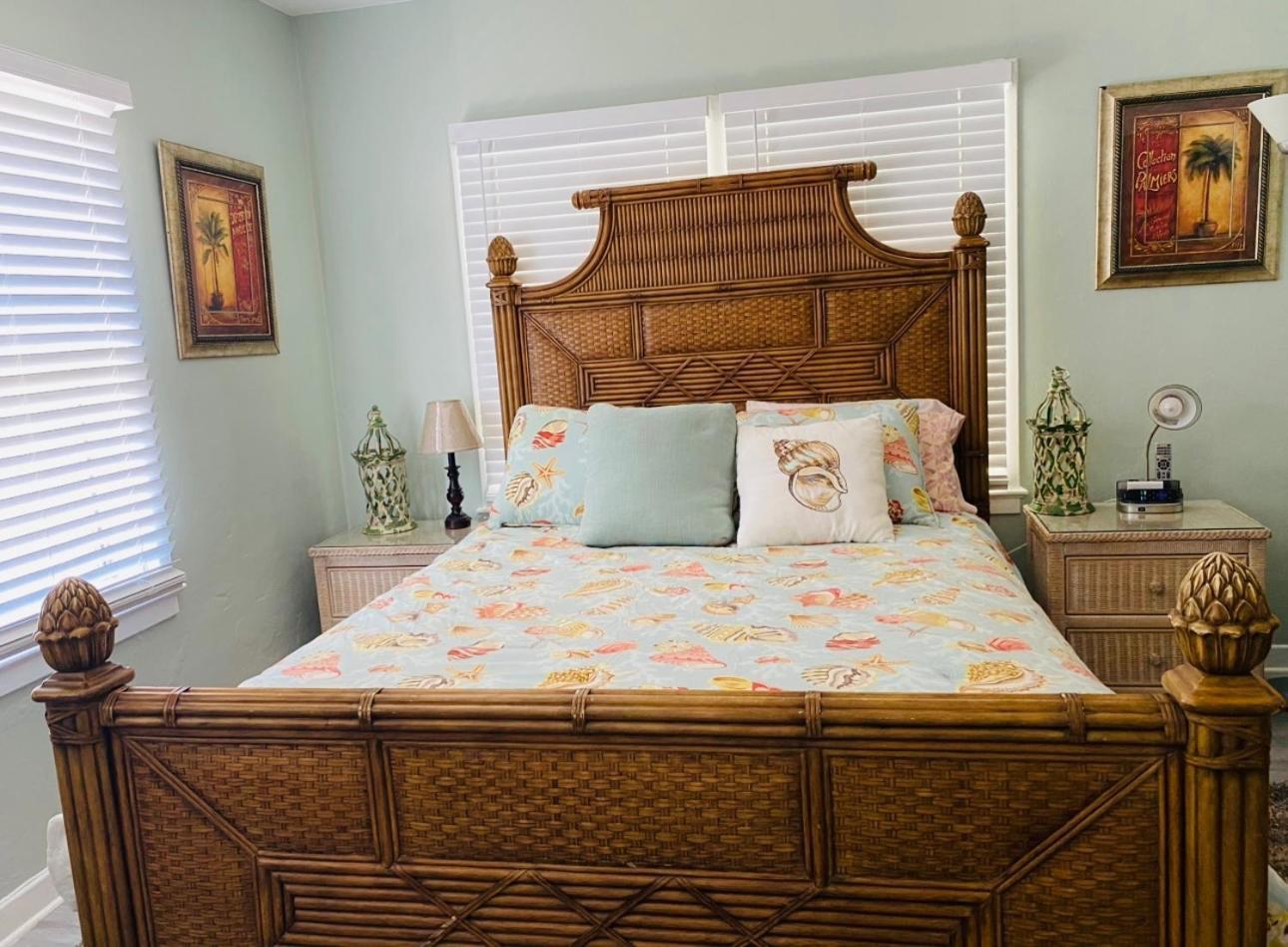 5 Min To Beach Large Living Room Fenced Backyard Bbq Firepit Driveway Boat Parking Lake Worth Beach Exterior foto